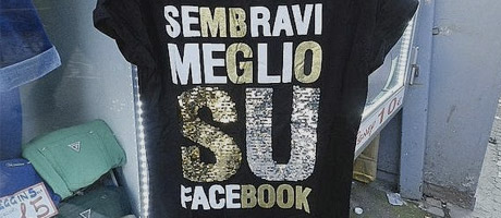 sembravimegliosufacebook - T-shirt